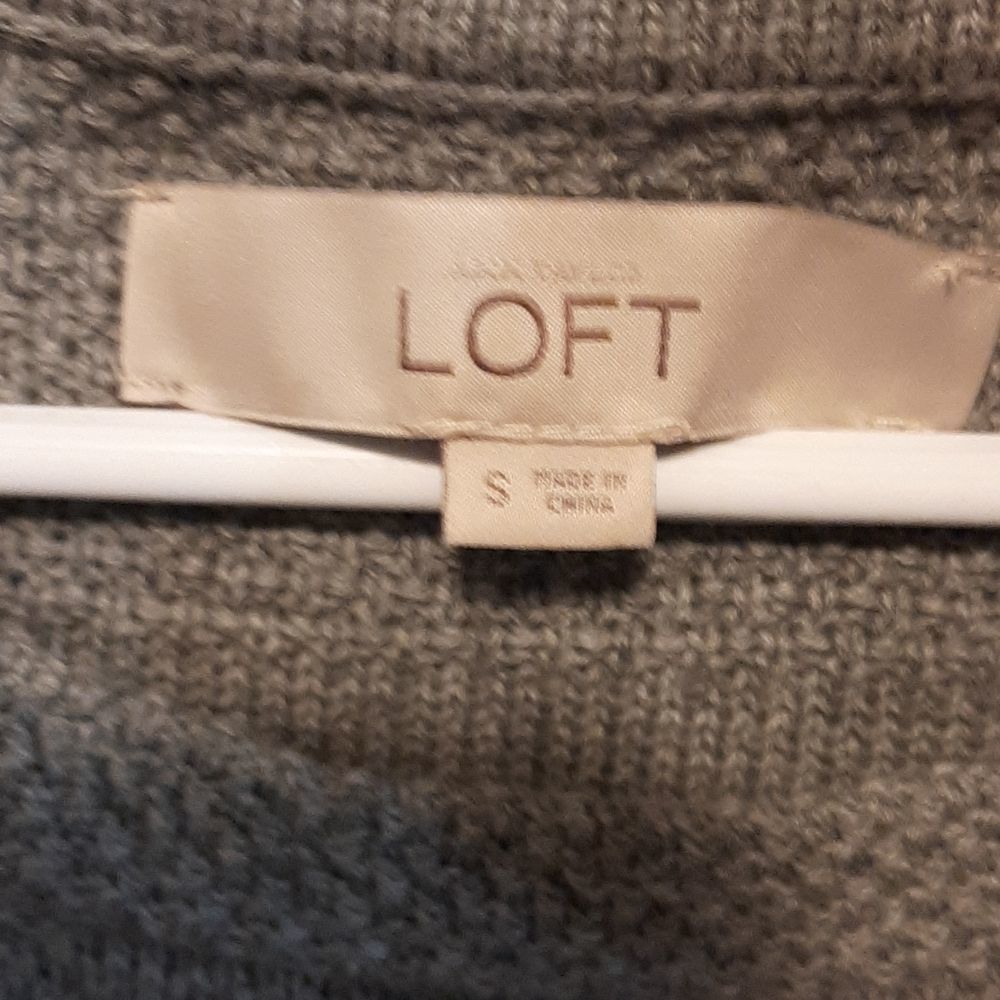 Gray Loft Sweater - Picture 4 of 6